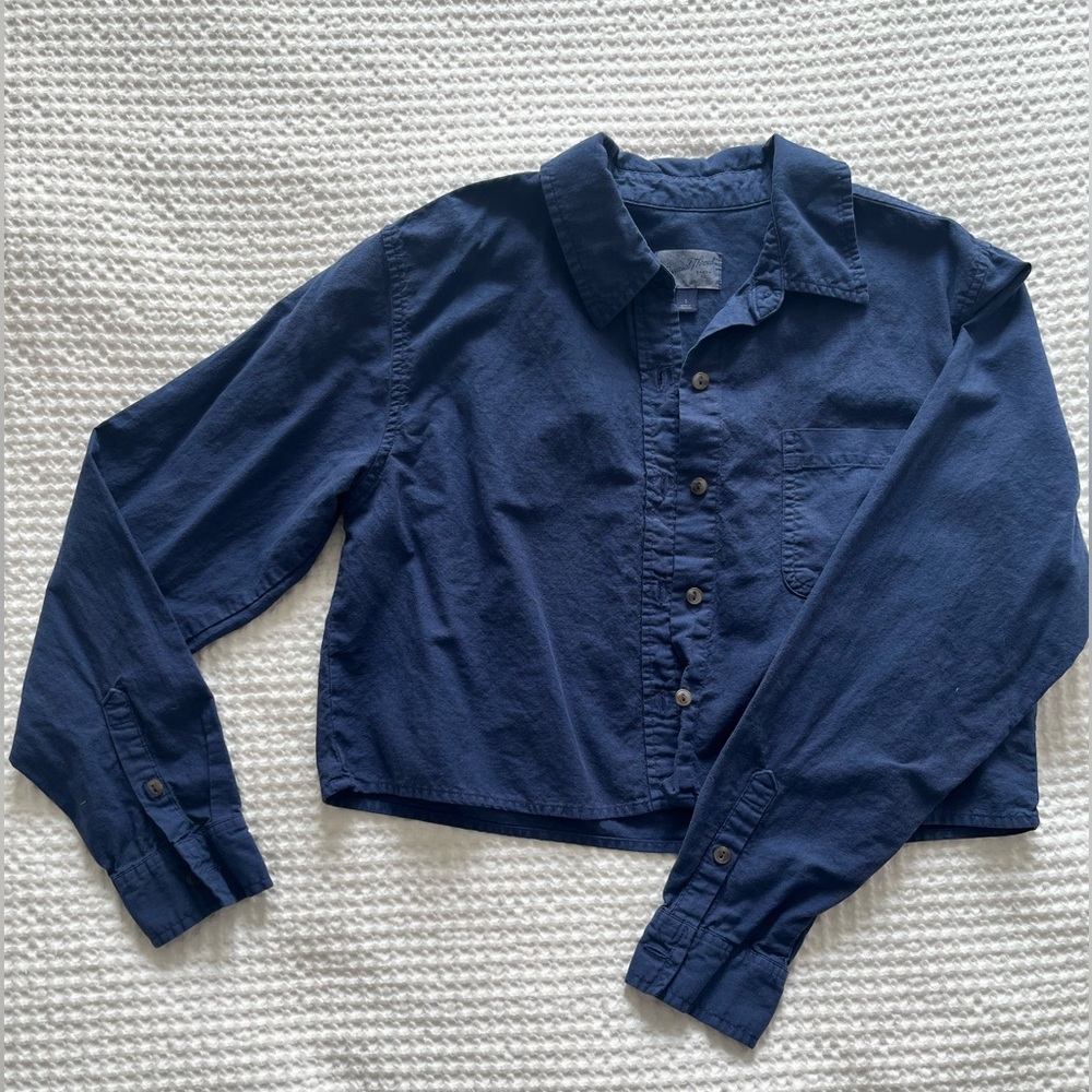 Cropped Button-up